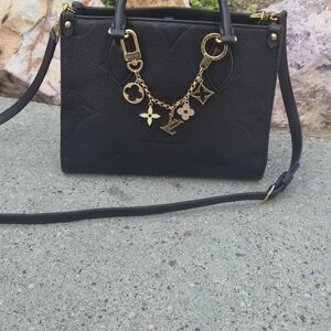 Louis Vuitton On The Go PM